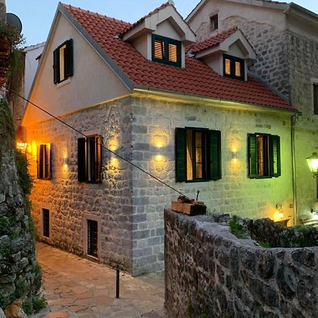 Kazin Supreme Hotel Kotor Kültér fotó