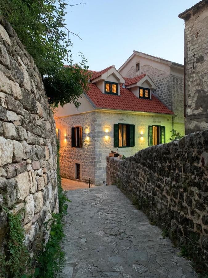 Kazin Supreme Hotel Kotor Kültér fotó