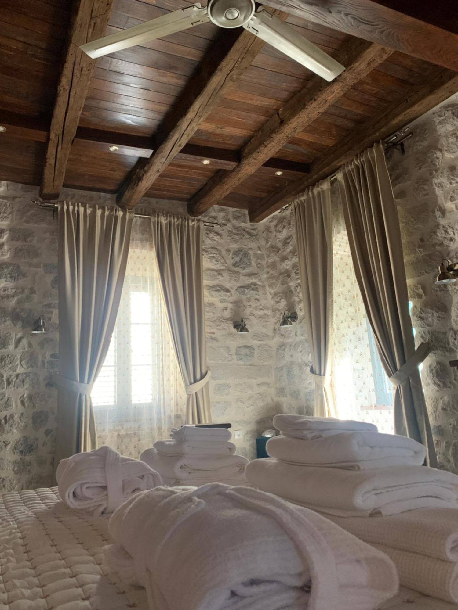Kazin Supreme Hotel Kotor Kültér fotó