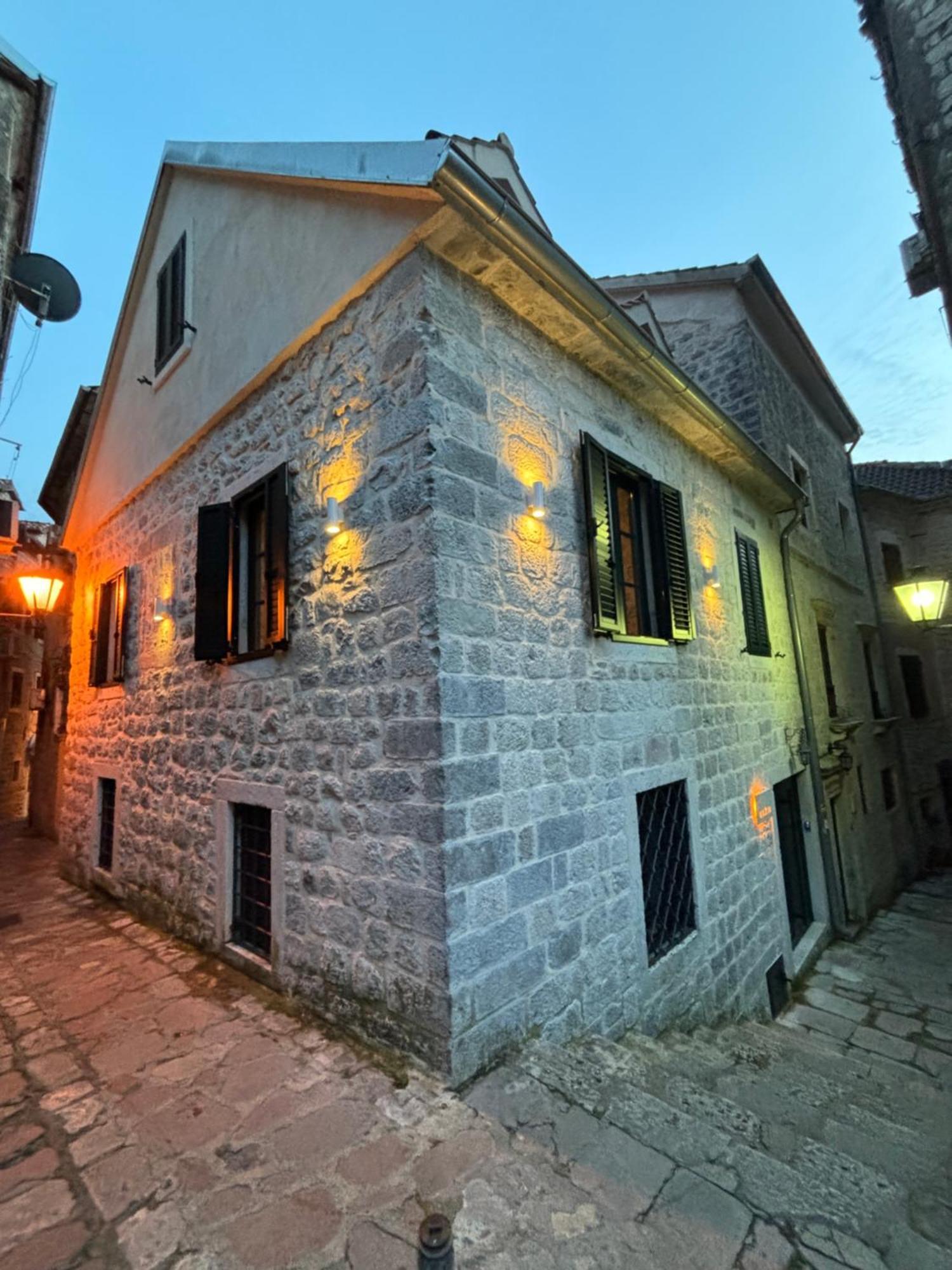 Kazin Supreme Hotel Kotor Kültér fotó